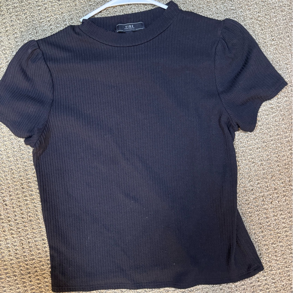 Vibe Black Ribbed Tee